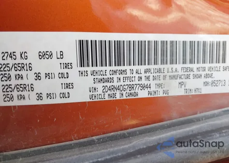 2011 Dodge Grand Caravan Express z USA, uszkodzony, nr VIN 2D4RN4DG7BR779044